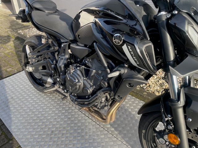 yamaha - mt-07-abs