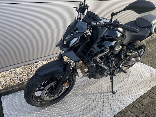 yamaha - mt-07-abs