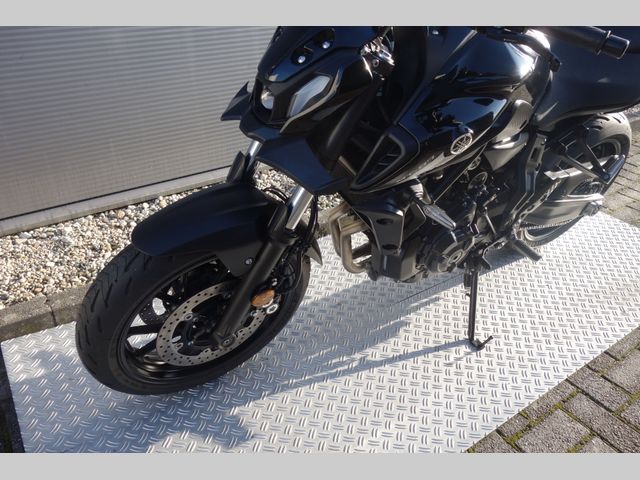 yamaha - mt-07-abs