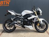 TRIUMPH STREET TRIPLE 675