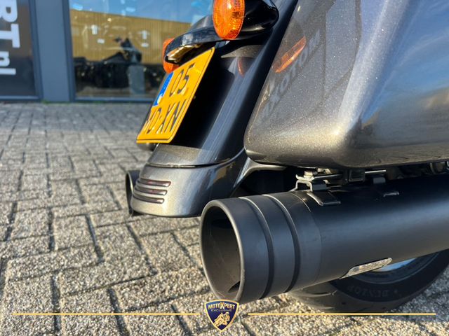 harley-davidson - street-glide-special-flhxs