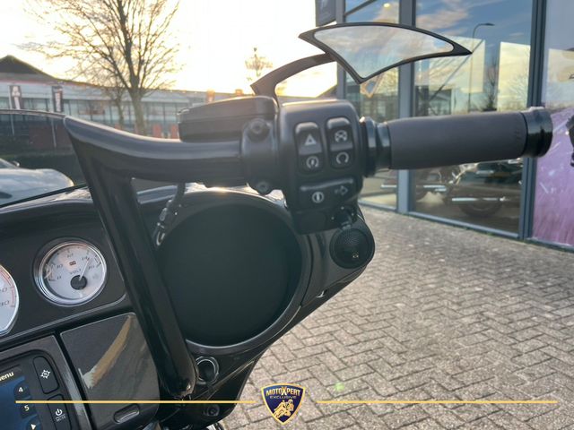 harley-davidson - street-glide-special-flhxs