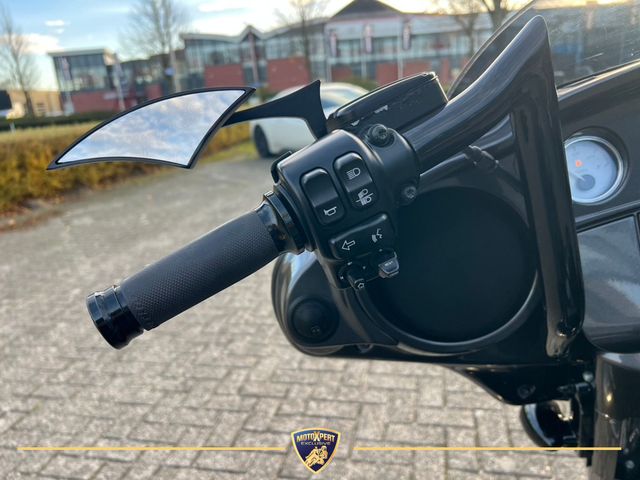 harley-davidson - street-glide-special-flhxs