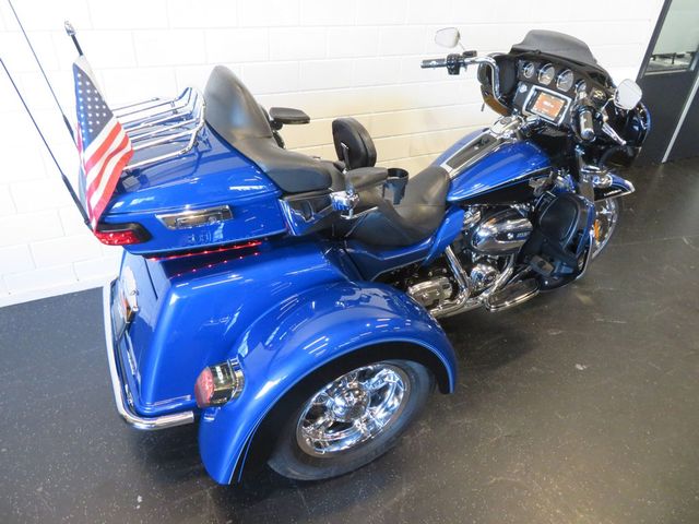 harley-davidson - tri-glide-ultra-classic-flhtcutg