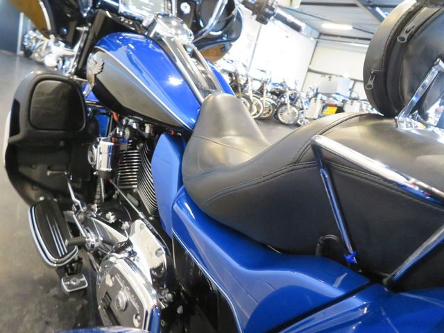 harley-davidson - tri-glide-ultra-classic-flhtcutg