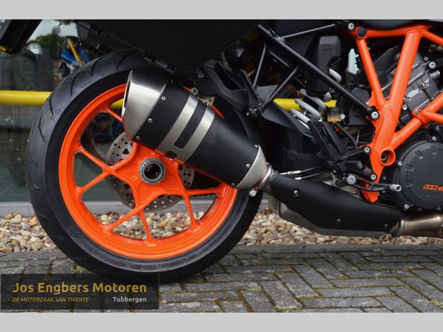 ktm - 1290-super-duke-gt