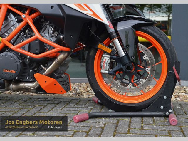ktm - 1290-super-duke-gt