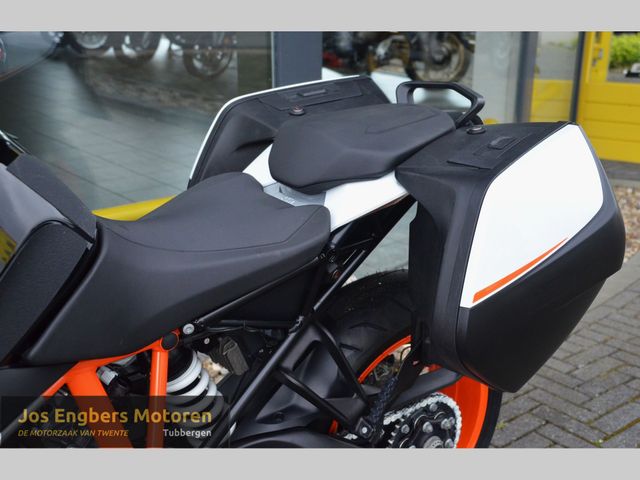 ktm - 1290-super-duke-gt