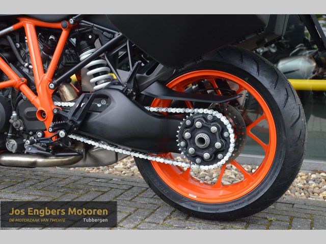 ktm - 1290-super-duke-gt