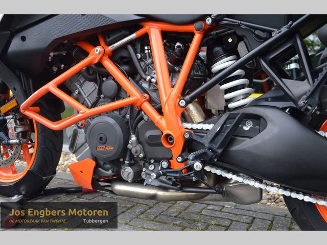 ktm - 1290-super-duke-gt