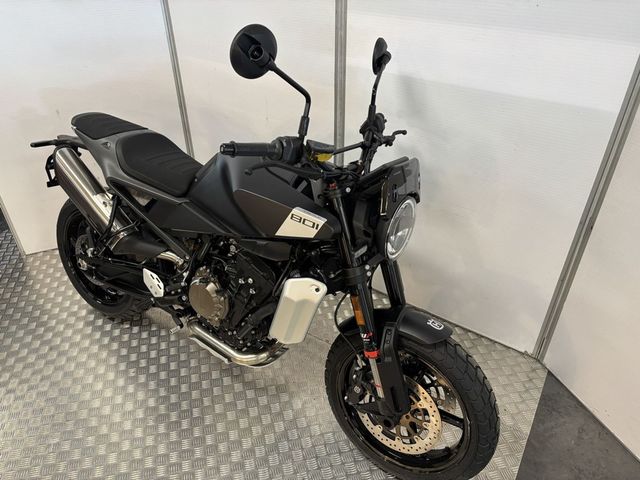 husqvarna - svartpilen-801