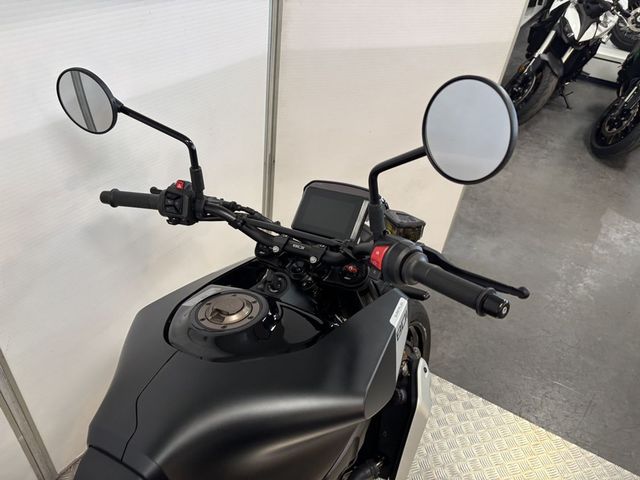 husqvarna - svartpilen-801