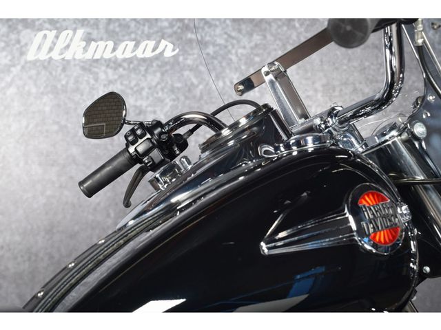 harley-davidson - heritage-softail-classic-flstc