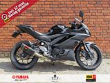YAMAHA YZF R3