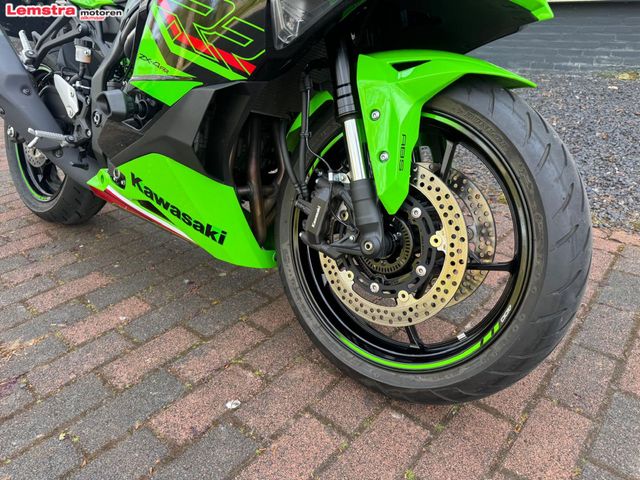 kawasaki - ninja-zx-4rr