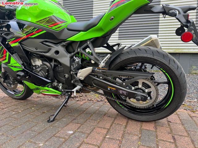 kawasaki - ninja-zx-4rr