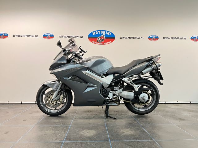 honda - vfr-800