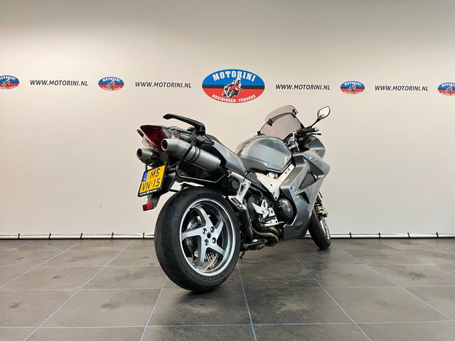 honda - vfr-800