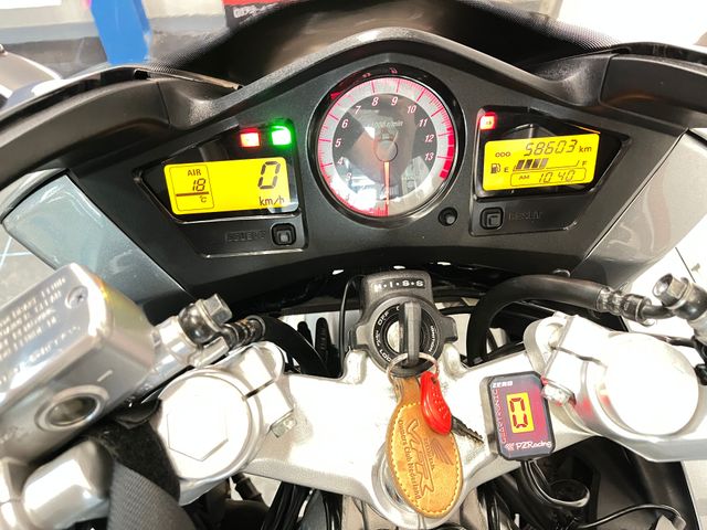 honda - vfr-800