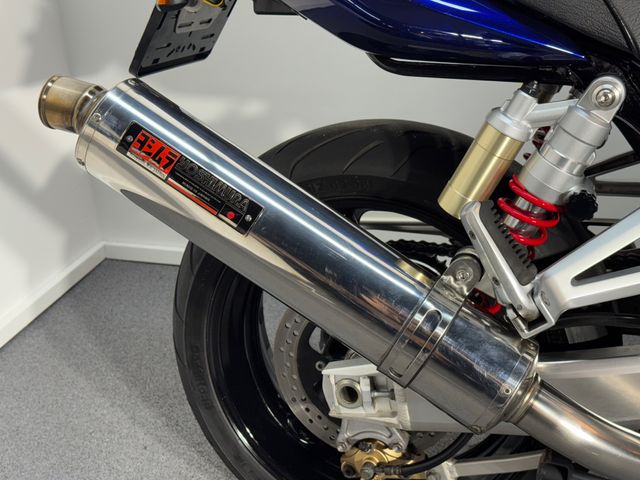 suzuki - gsx-1400-yoshimura