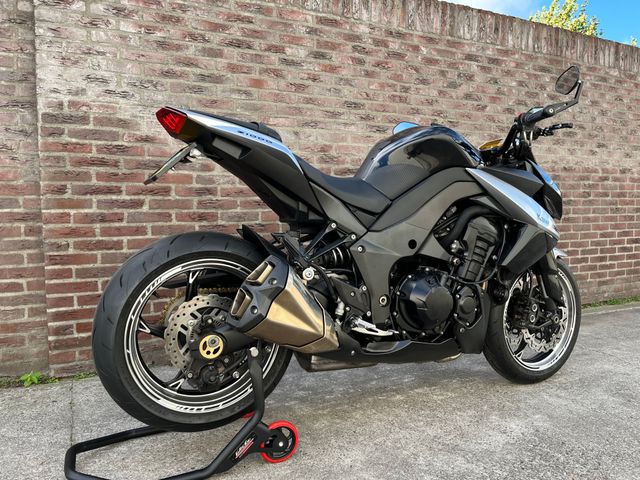 kawasaki - z1000-abs