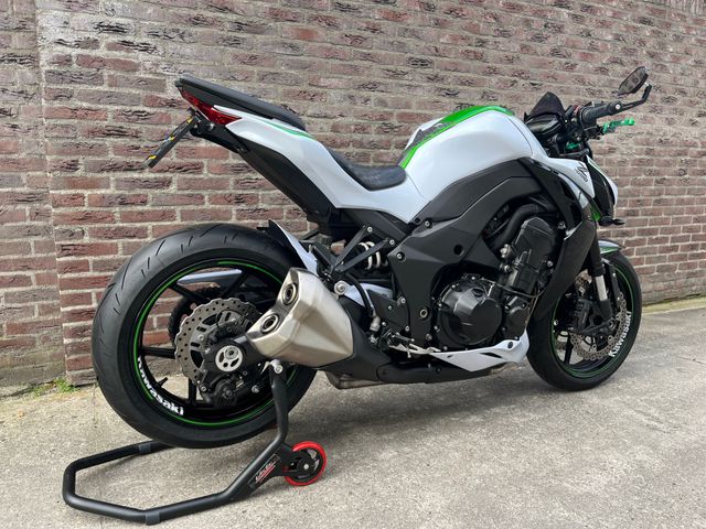 kawasaki - z1000-abs