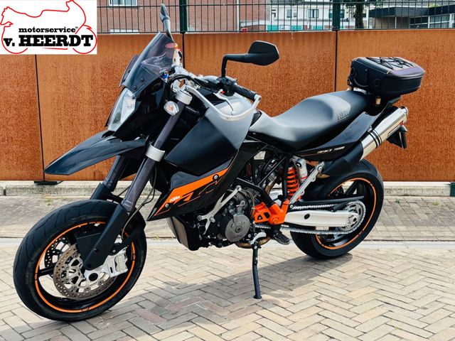 ktm - 990-supermoto-r