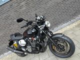 YAMAHA XJR 1300