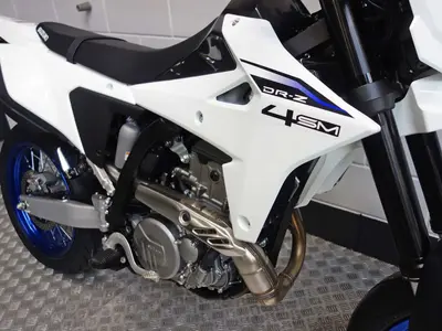 SUZUKI DR-Z 4 SM – foto 4