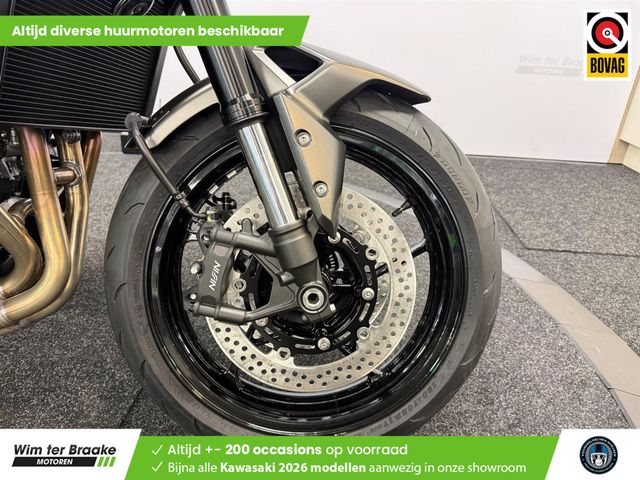 kawasaki - z900