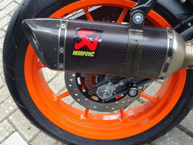 ktm - 390-duke-abs