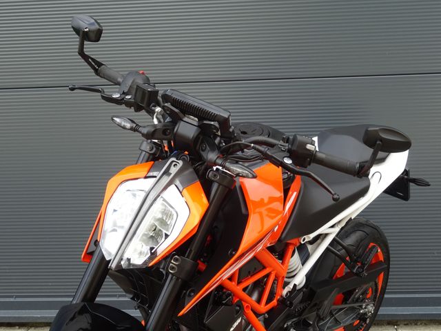 ktm - 390-duke-abs