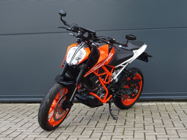 ktm - 390-duke-abs