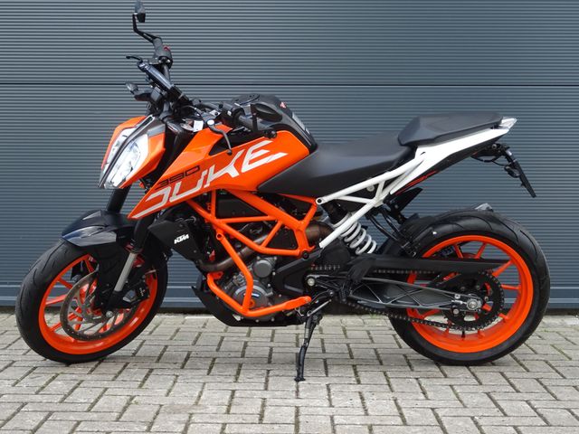 ktm - 390-duke-abs