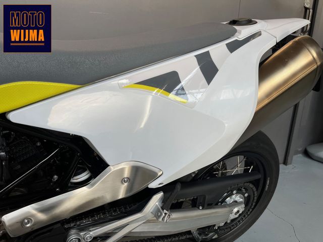 husqvarna - 701-supermoto