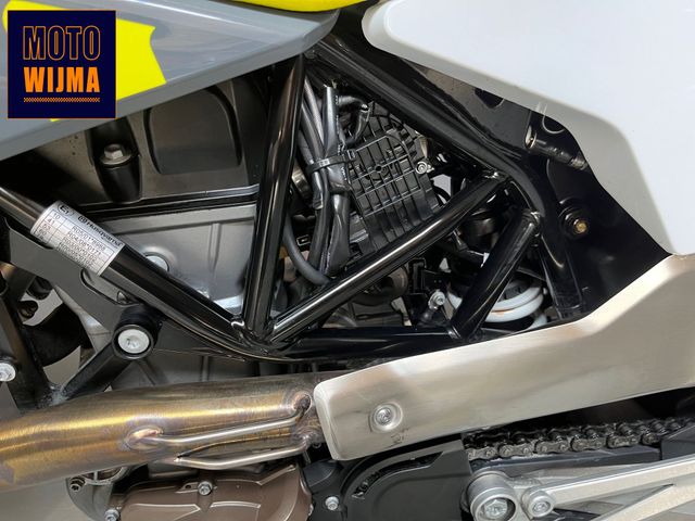 husqvarna - 701-supermoto