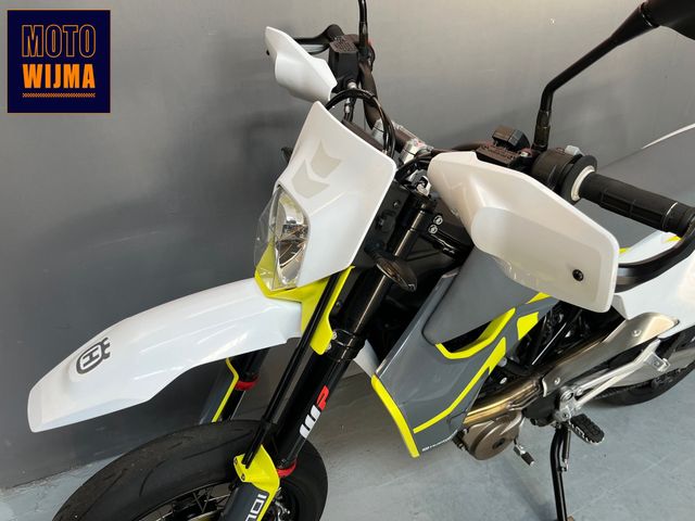 husqvarna - 701-supermoto