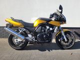YAMAHA FZS 600 FAZER