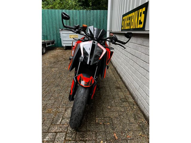 ktm - 1290-super-duke-r