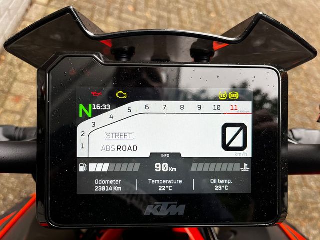 ktm - 1290-super-duke-r