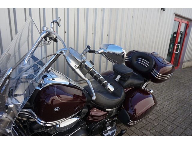 yamaha - xv-1900-midnight-star