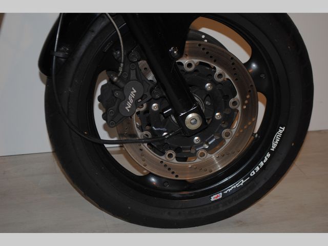 triumph - speed-triple