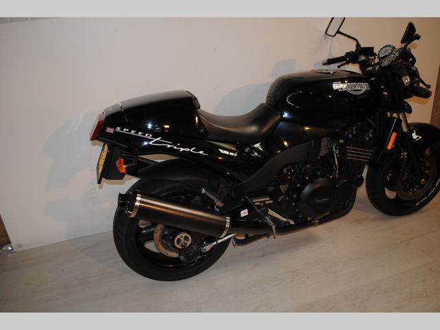 triumph - speed-triple