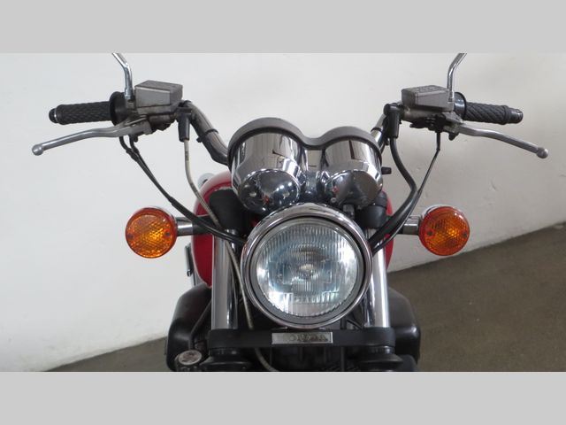 honda - vf-700-c-supermagna