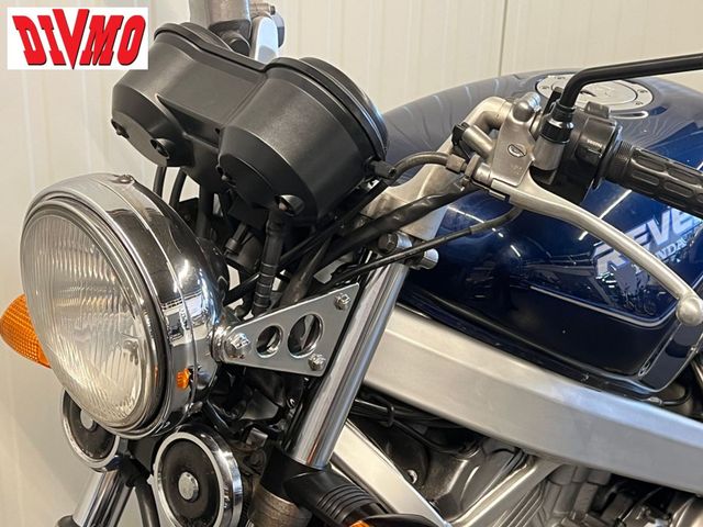 honda - ntv-650-revere