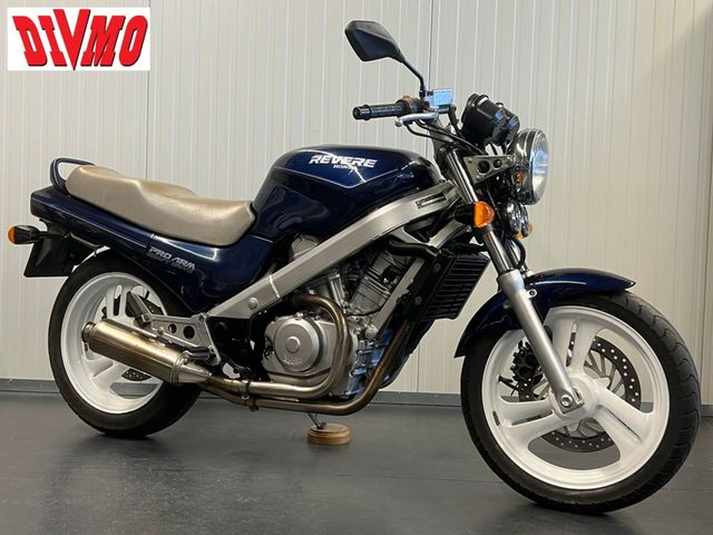 honda - ntv-650-revere