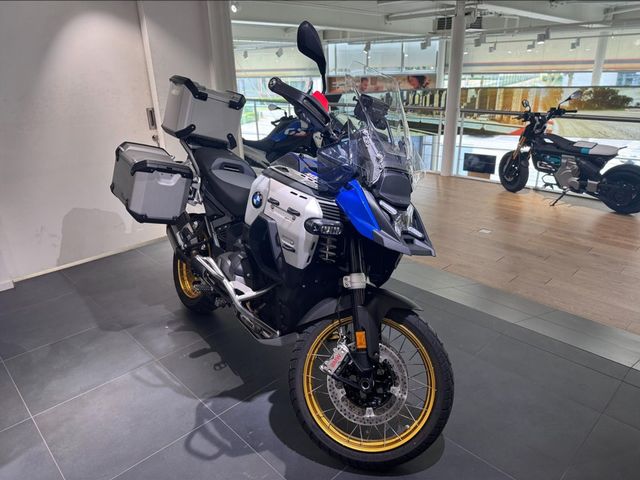 bmw - r-1300-gs-adventure