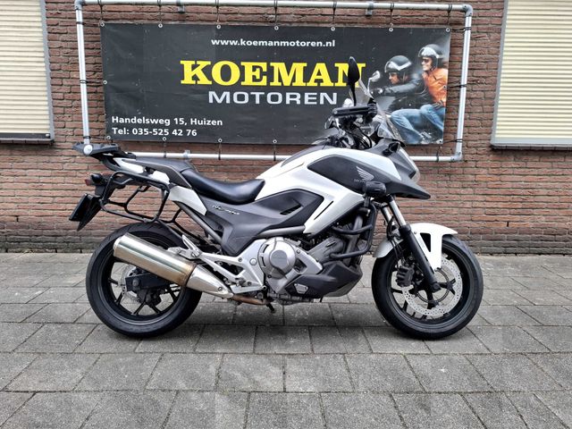 honda - nc-700-x-dct