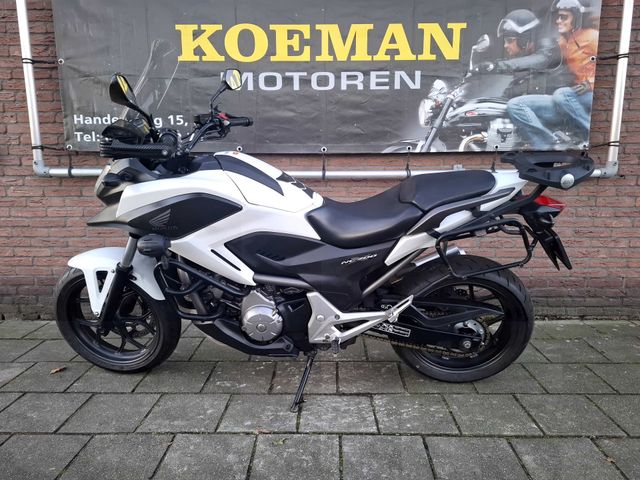 honda - nc-700-x-dct