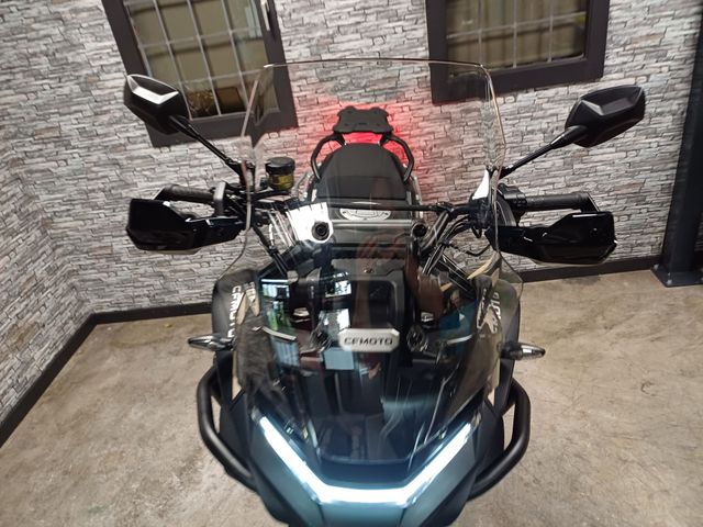 cfmoto - 700-mt-adventure